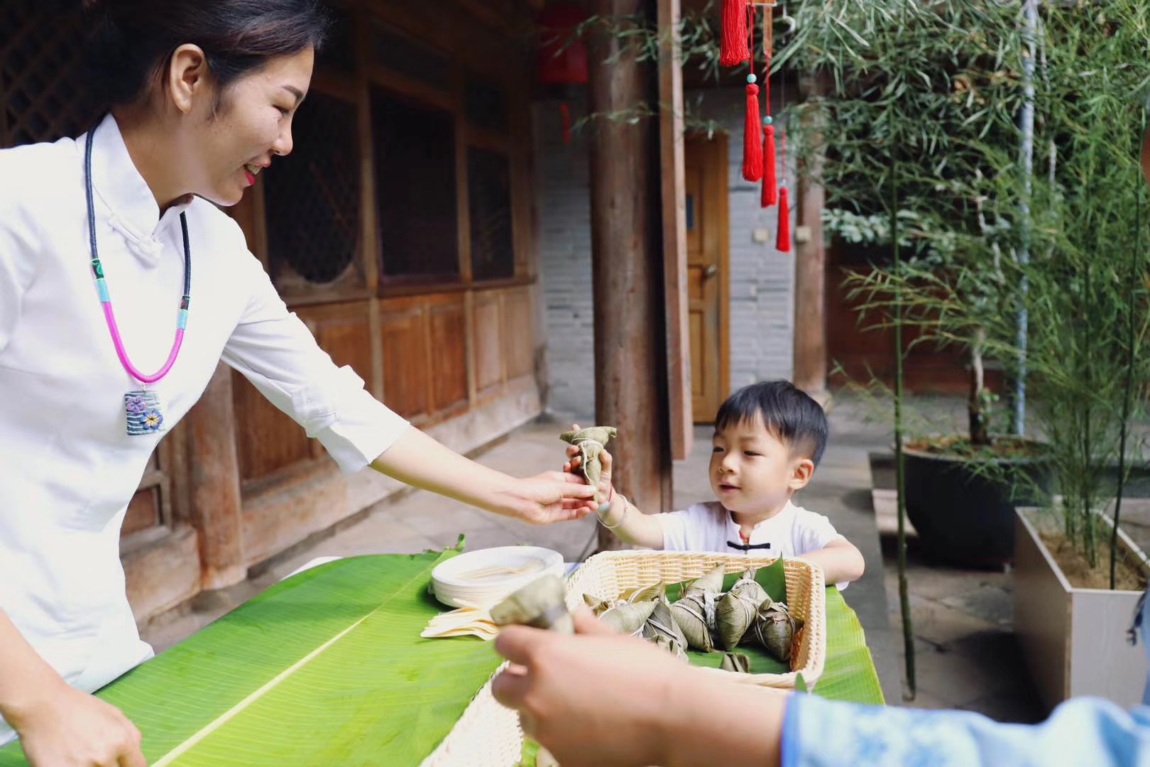 騰沖會(huì)議搭建公司